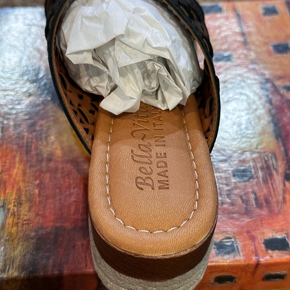 Bella Vita Women's Made in Italy Exa-Italy Wedge Sandal, Black Leather, US 6 - Picture 5 of 7